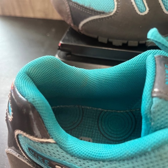 Nike Shox NZ Turquoise & Charcoal Grey Running Shoes Women's Size 8.5 314561-040 - Picture 4 of 13